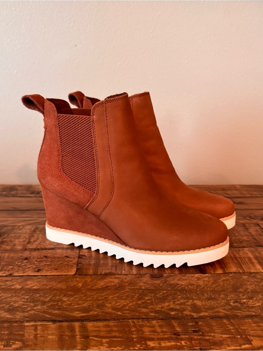 Toms Maddie Cognac Brown Wedge Booties with White Serrated Sole